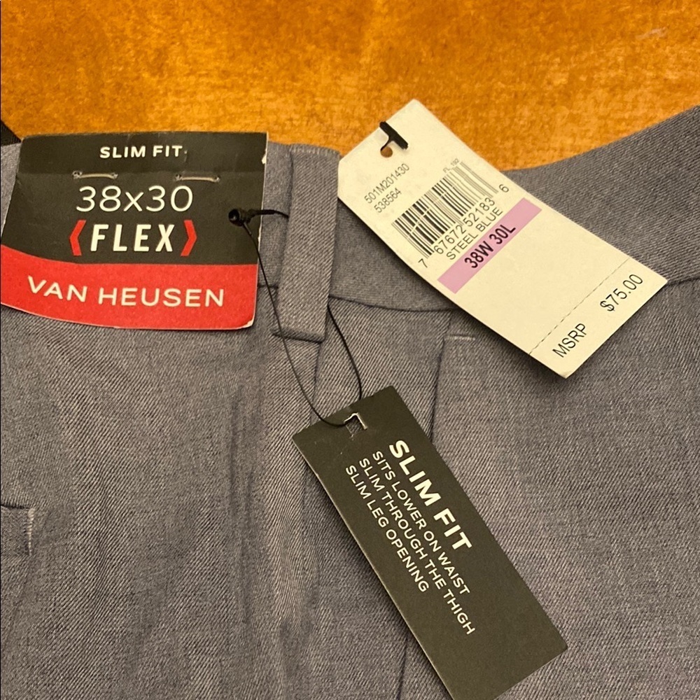 Van Heusen Men's Flex Gray Dress Pants - Picture 2 of 7